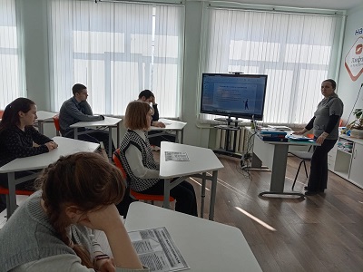 Встреча учащихся 9 класса со специалистом ЦЗН Демидовкого района Воденниковой И. И..